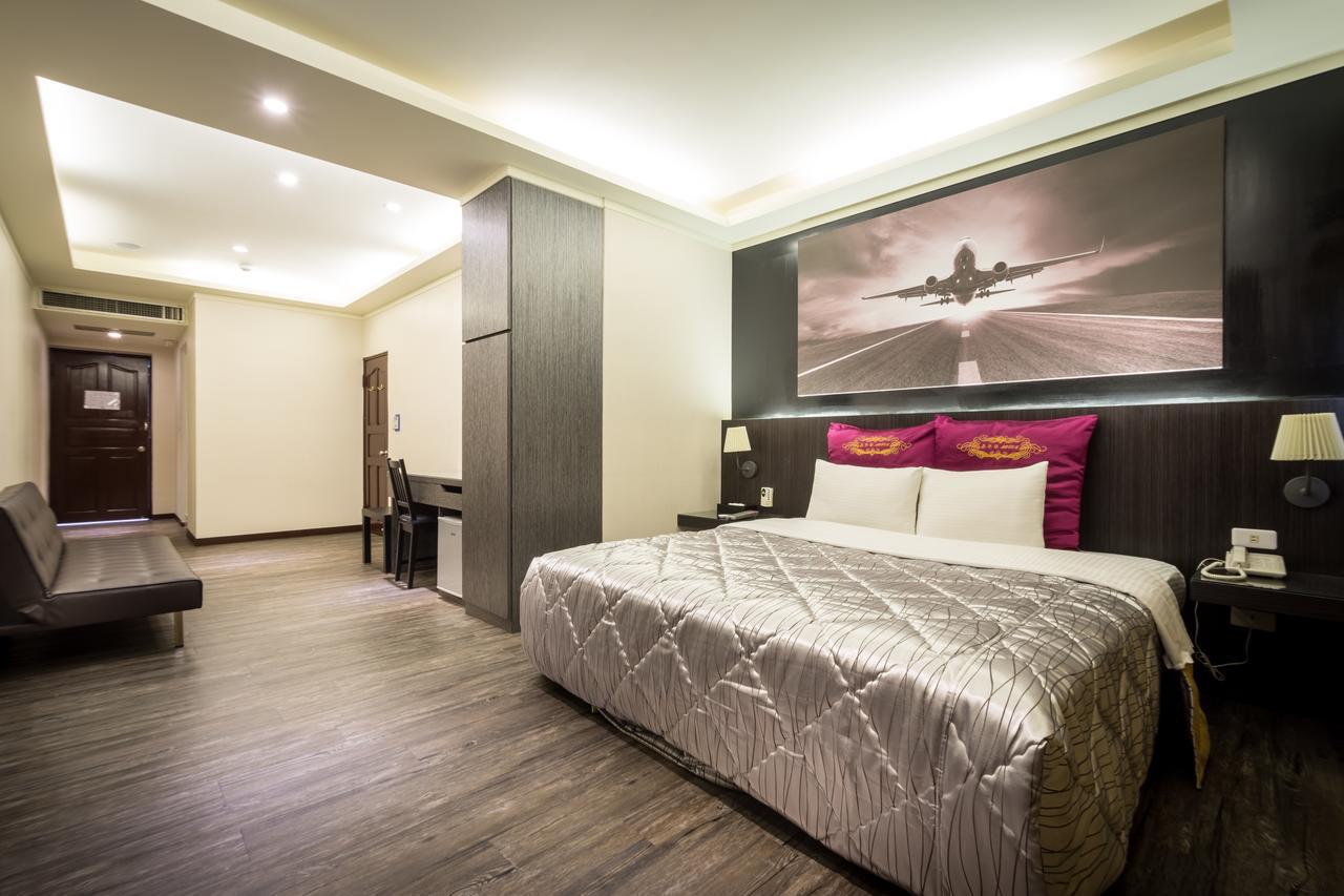 Carnival Motel ไทเป ภายนอก รูปภาพ